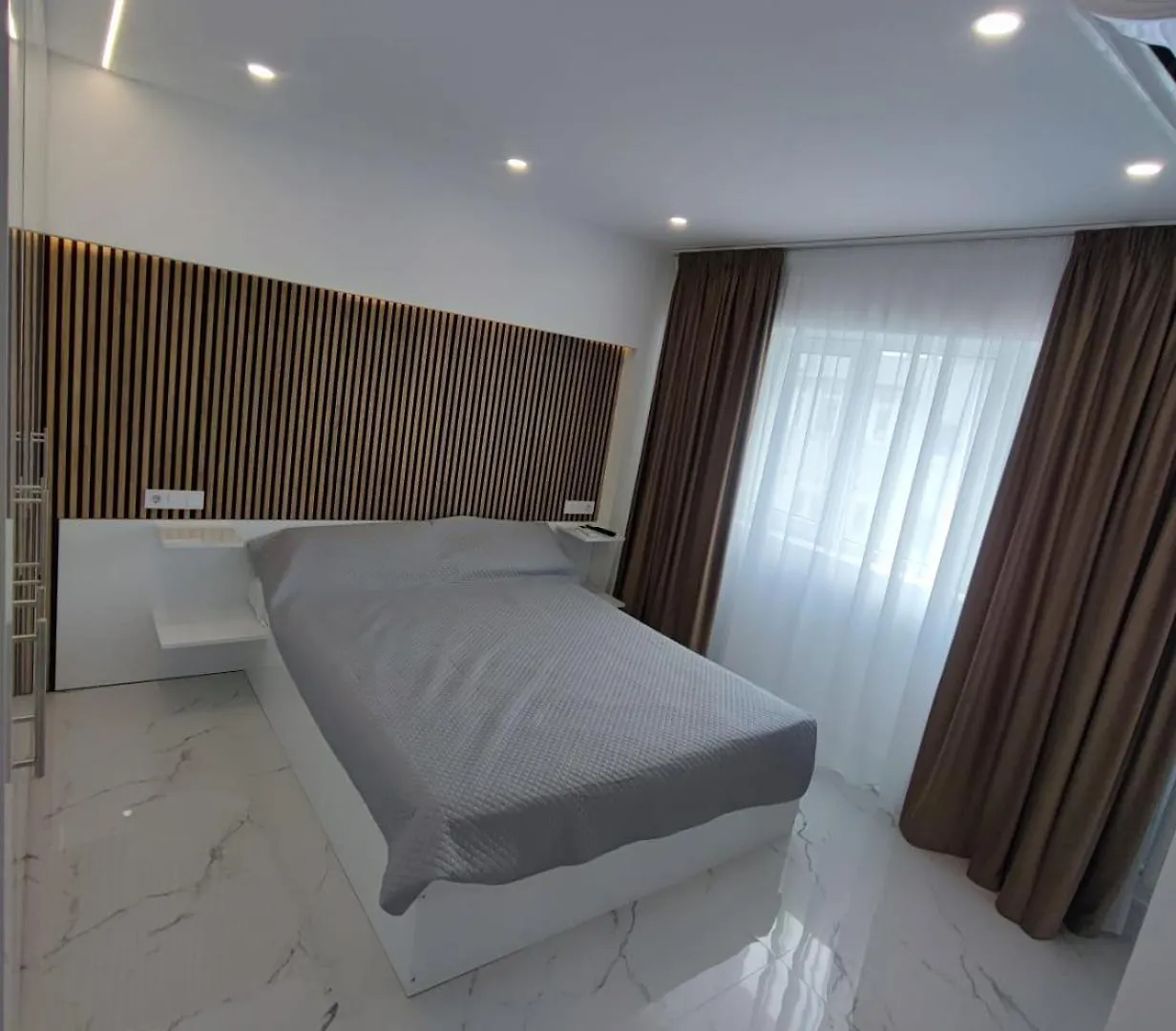 Bucuresti Apartamento 0*, Bucareste Roménia